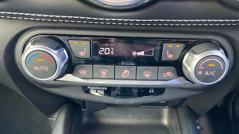 Nissan Juke 1.0 DiG-T 114 Tekna 5dr DCT Petrol Hatchback